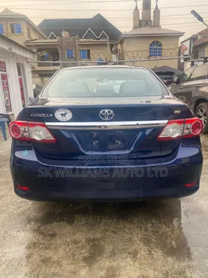 Toyota Corolla LE 4dr Sedan (1.8L 4cyl 4A) 2012 Blue