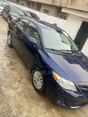 Toyota Corolla LE 4dr Sedan (1.8L 4cyl 4A) 2012 Blue