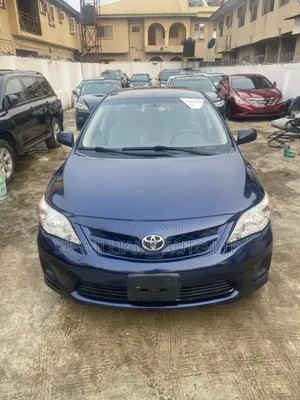 Toyota Corolla LE 4dr Sedan (1.8L 4cyl 4A) 2012 Blue