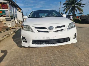 Toyota Corolla S 4dr Sedan (1.8L 4cyl 4A) 2012 White