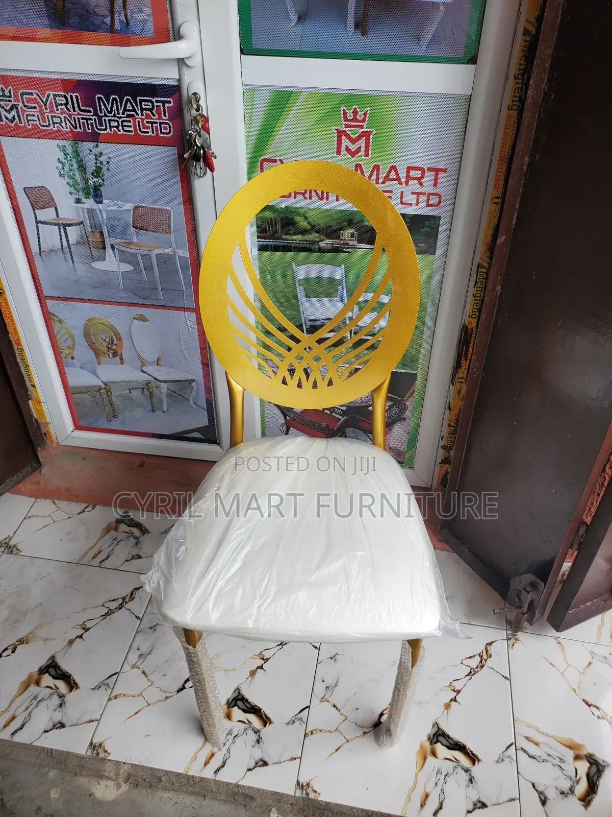 Chivalry Chair Executive Fire Back
