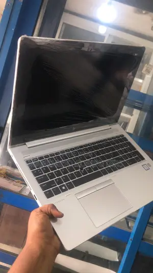 Laptop HP EliteBook 850 G6 16GB Intel Core I7 SSD 256GB