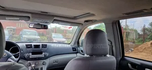 Toyota Highlander SE 2012 Black