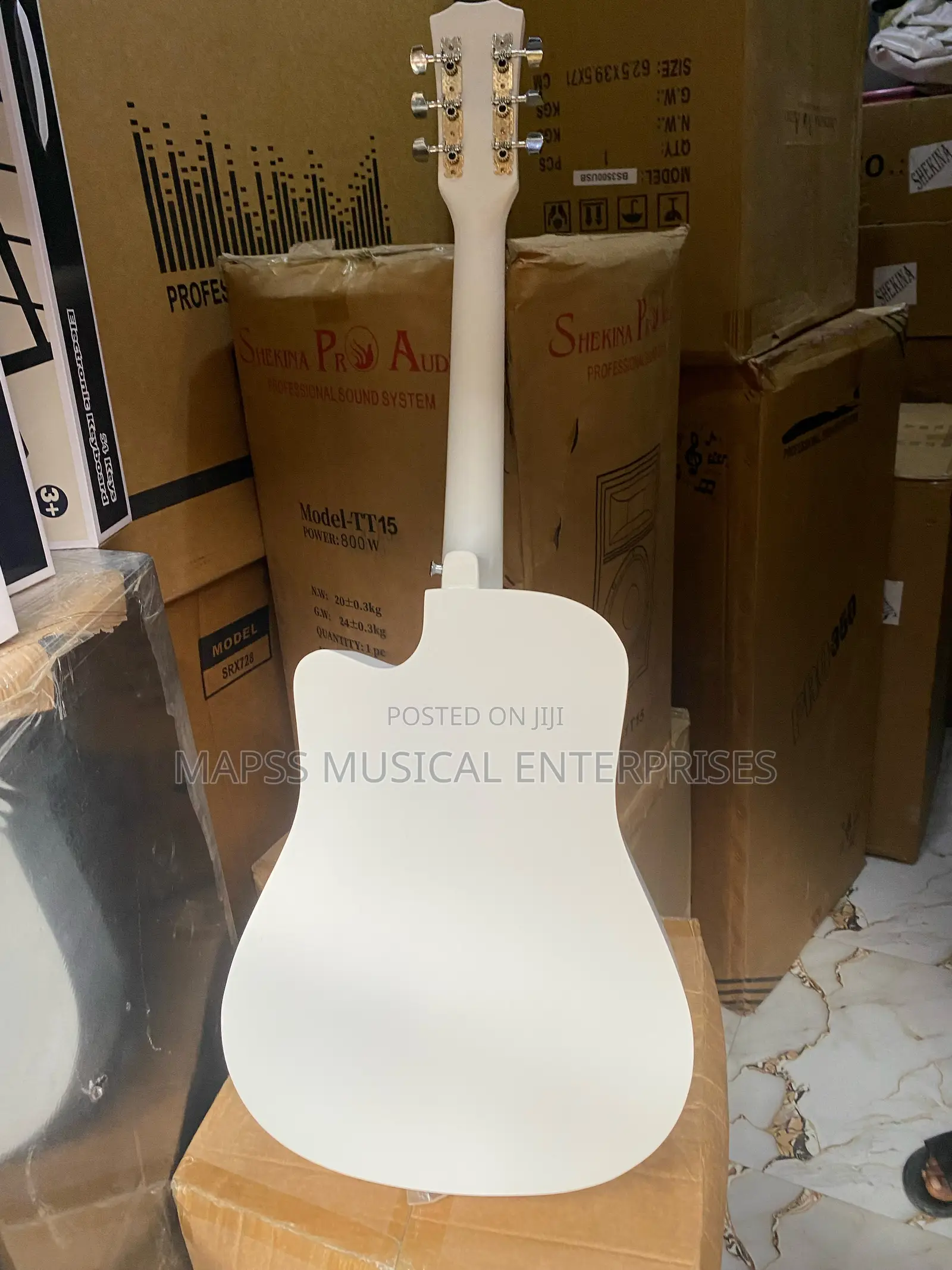 38c Acoustic Guitar