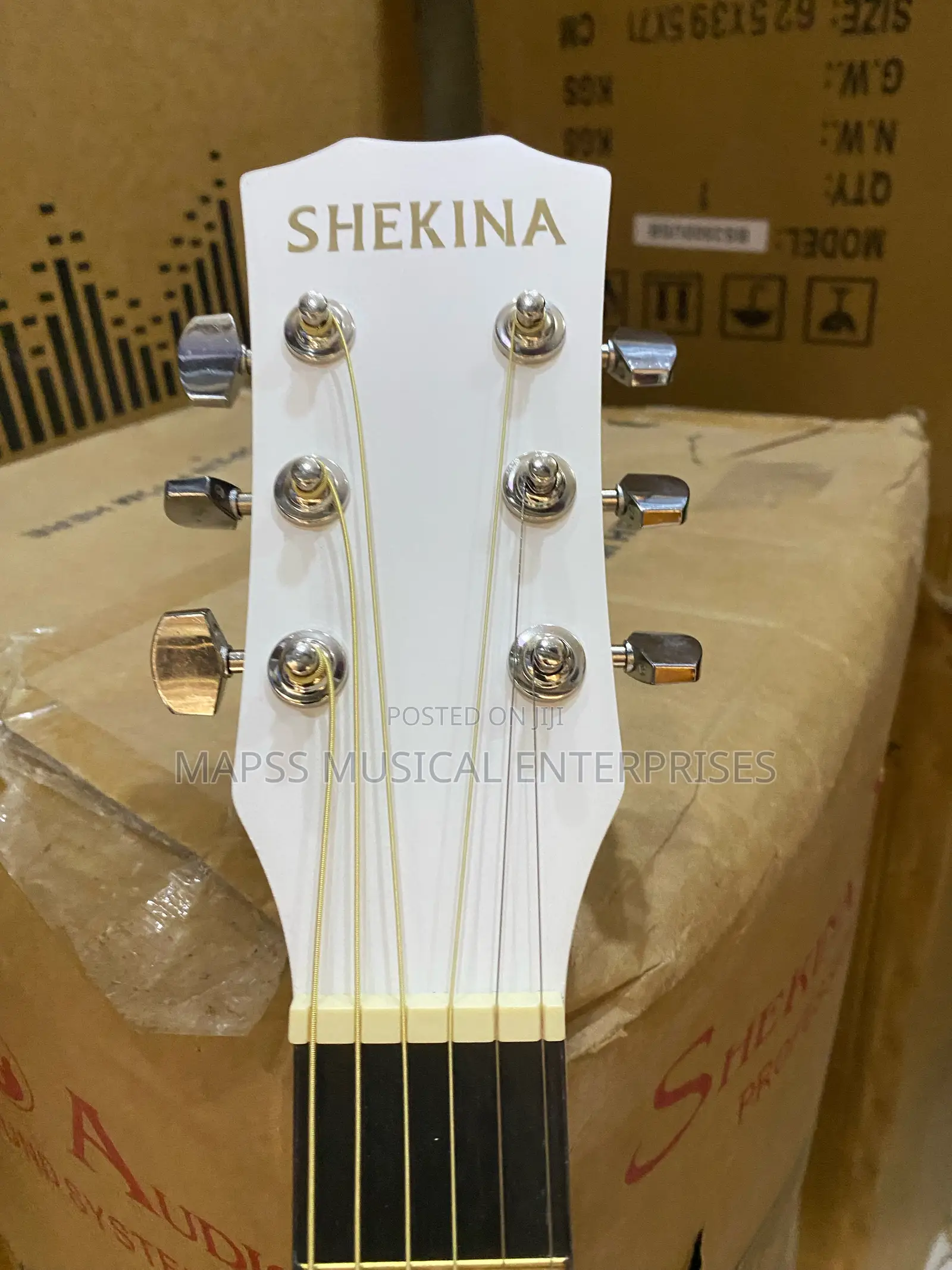 38c Acoustic Guitar