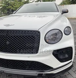 Bentley Bentayga 2022 White