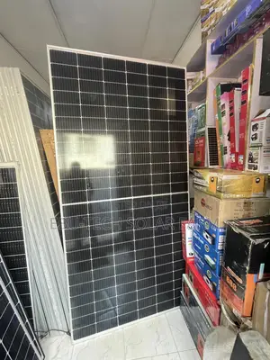 650w Mono Crystalline Solar Panels