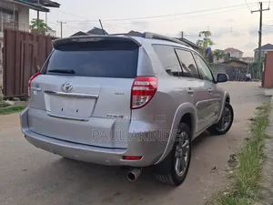 Toyota RAV4 3.5 Sport 2011 Silver