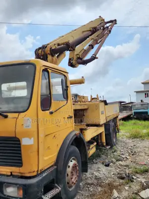 Foreign Used Mercedes Benz German Concrete Pumps