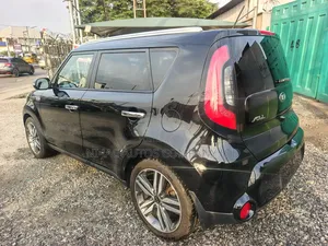 Kia Soul ! 4dr Wagon (2.0L 4cyl 6A) 2015 Black
