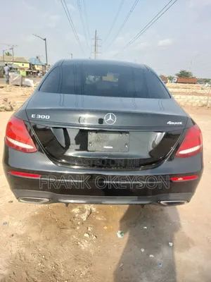 Mercedes-Benz E300 4Matic AWD Sedan (2.0L 4cyl 9A) 2017 Black
