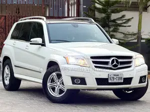 Mercedes-Benz GLK-Class 350 4MATIC 2012 White