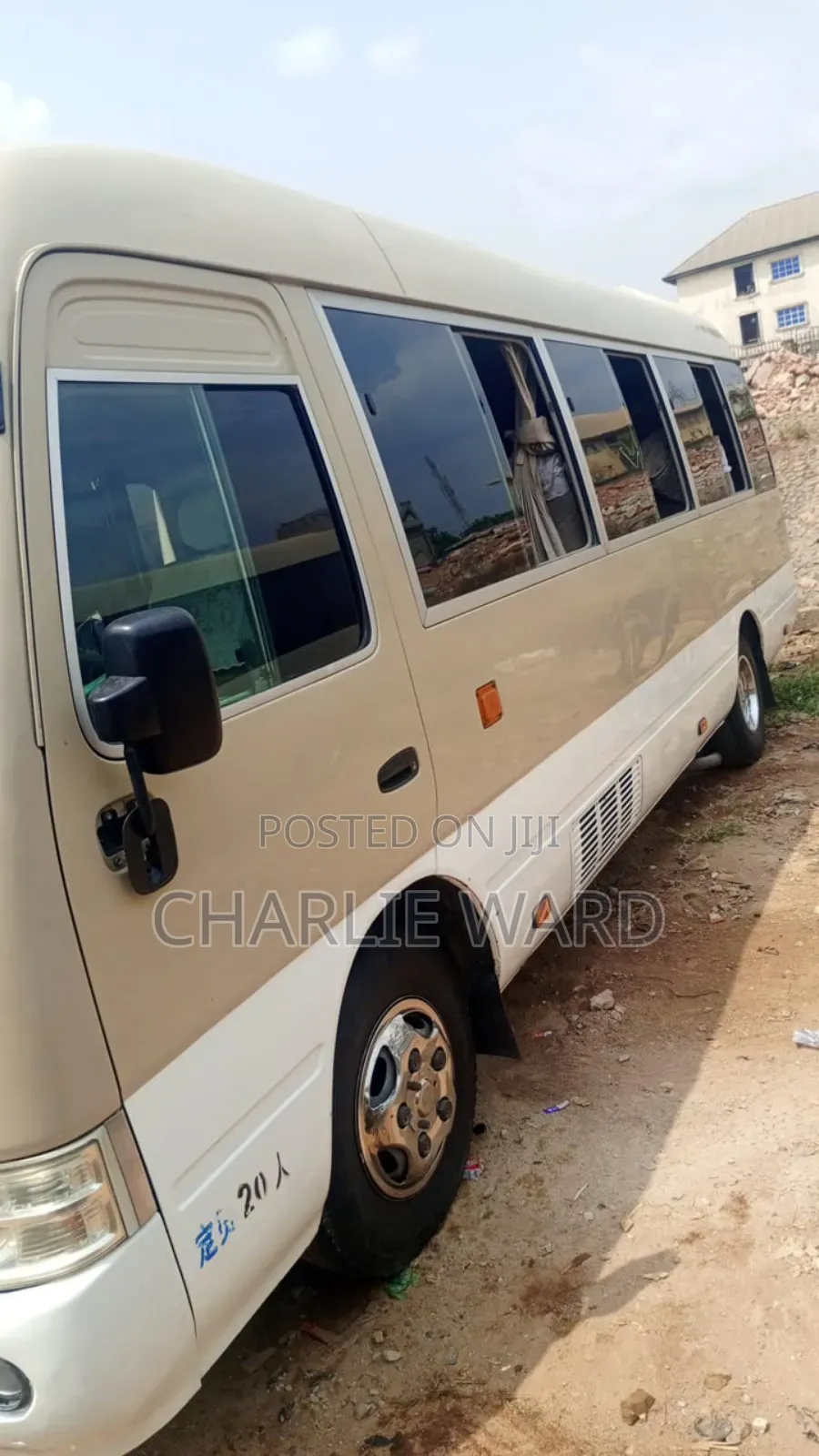 Toyota Coaster 2010 Gold