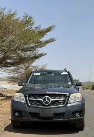 Mercedes-Benz GLK-Class 2010 Gray