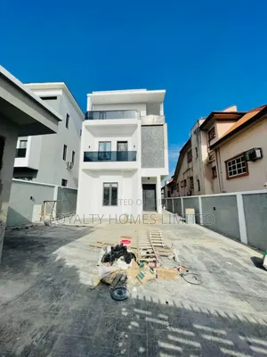 7bdrm House in Magodo for sale