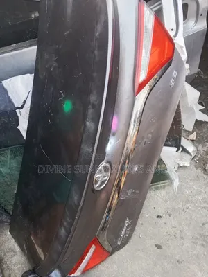 Boot Camry 2015 Model