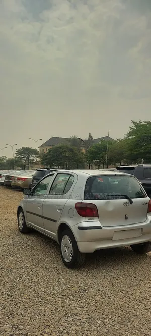 Toyota Yaris 1.3 2005 Silver