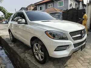 Mercedes-Benz M Class ML350 4MATIC 4dr SUV AWD (3.5L 6cyl 7A) 2014