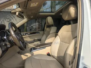 Mercedes-Benz M Class ML350 4MATIC 4dr SUV AWD (3.5L 6cyl 7A) 2014
