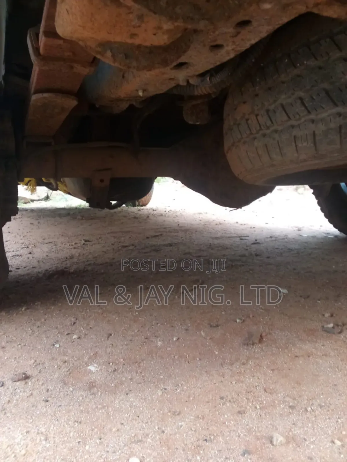 Ford E250 2004 White