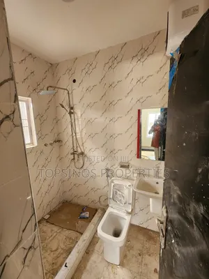 3bdrm Block of Flats in Dawaki for rent