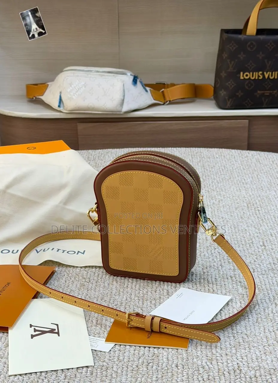 *Mens Ss26 Toast Wearable Wallet M26984 Bag Available in Store 