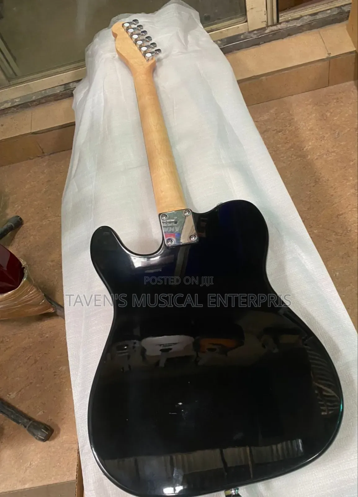 Martin Six Strings Telecaster Guitar