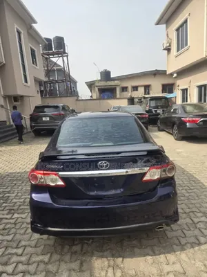 Toyota Corolla S Special Edition 4dr Sedan (1.8L 4cyl 4A) 2013 Blue