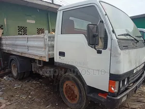 Mitsubishi Canter.Tipper