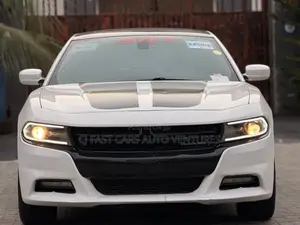 Dodge Charger SXT AWD 2016 White