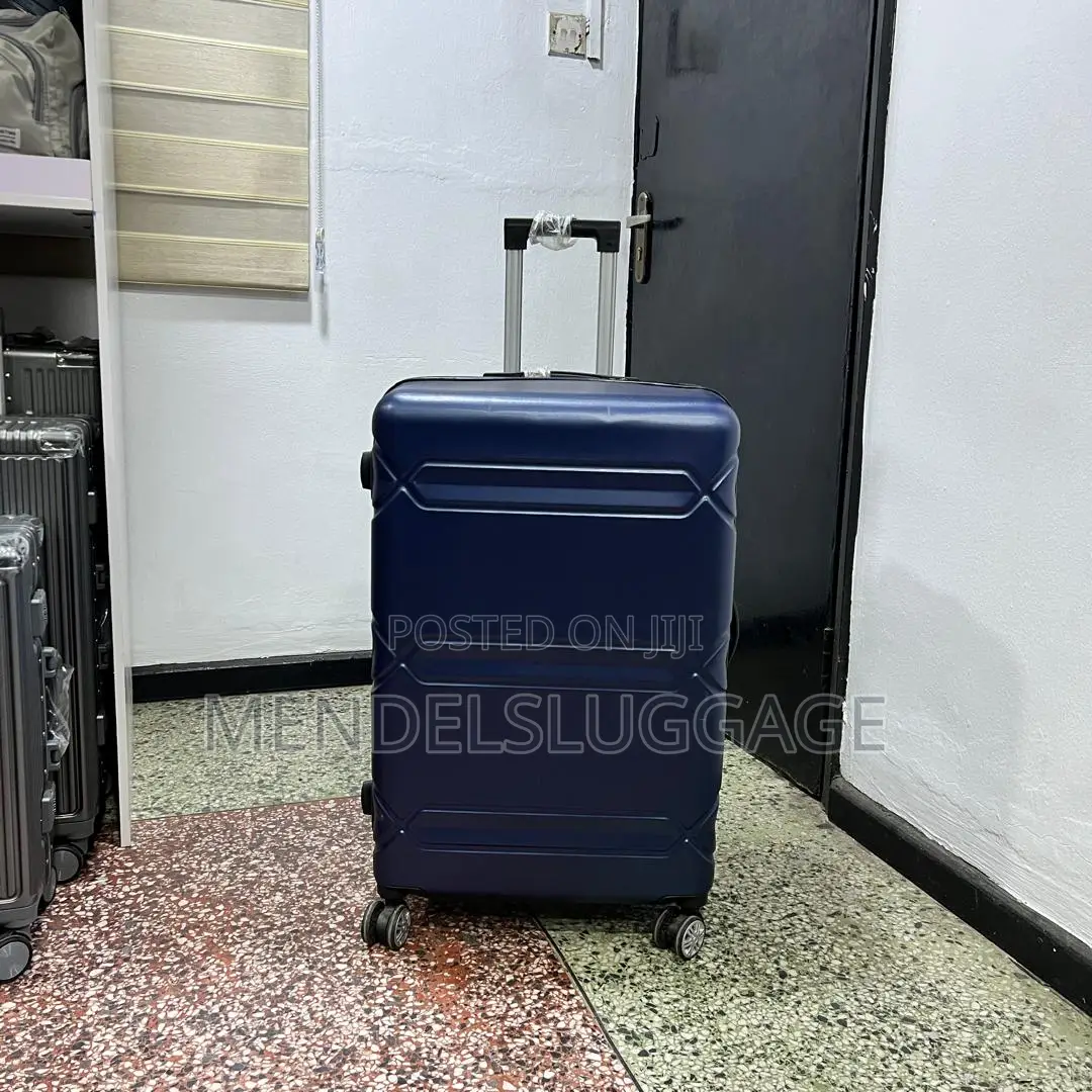 Dark Blue Hard-Shell Spinner Suitcase With Telescopic Handle