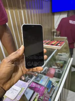 Apple iPhone 11 128 GB