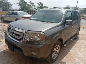 Honda Pilot 2011 Gray