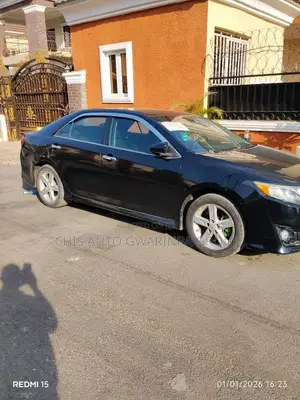 Toyota Camry SE 4dr Sedan (2.5L 4cyl 6A) 2013 Black