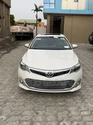 Toyota Avalon XLE Premium 4dr Sedan (3.5L 6cyl 6A) 2014 White