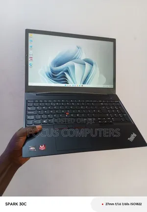 Laptop Lenovo 8GB Intel Core i5 SSD 256GB