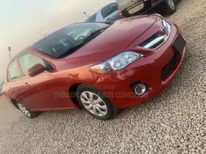 Toyota Corolla 2012 Red