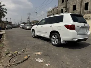 Toyota Highlander Limited 2009 White
