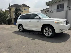 Toyota Highlander Limited 2009 White