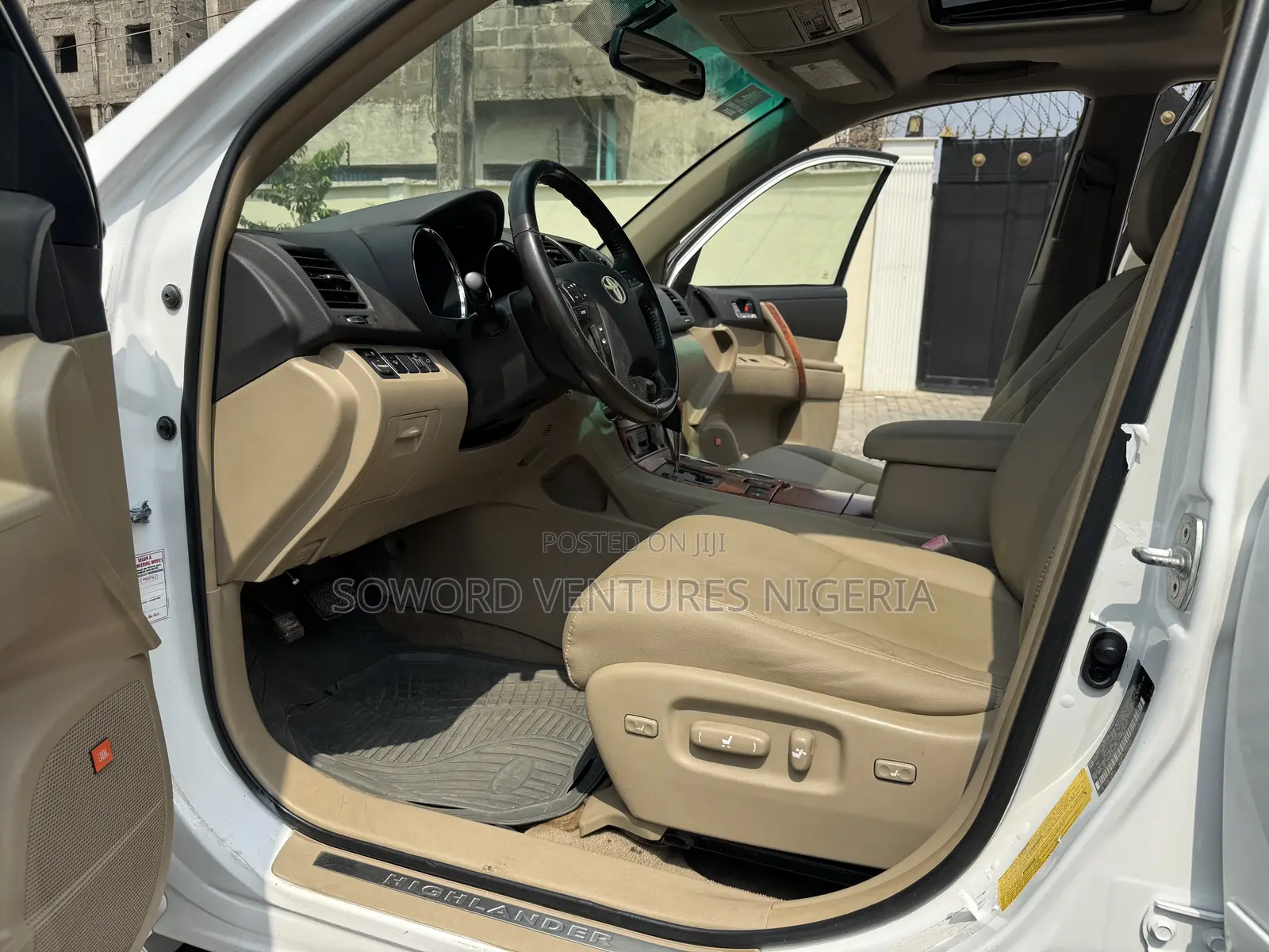 Toyota Highlander Limited 2009 White