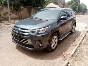 Toyota Highlander 2014 Blue