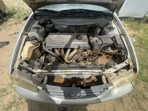 Toyota Corolla 1.4 Sedan 2002 Silver