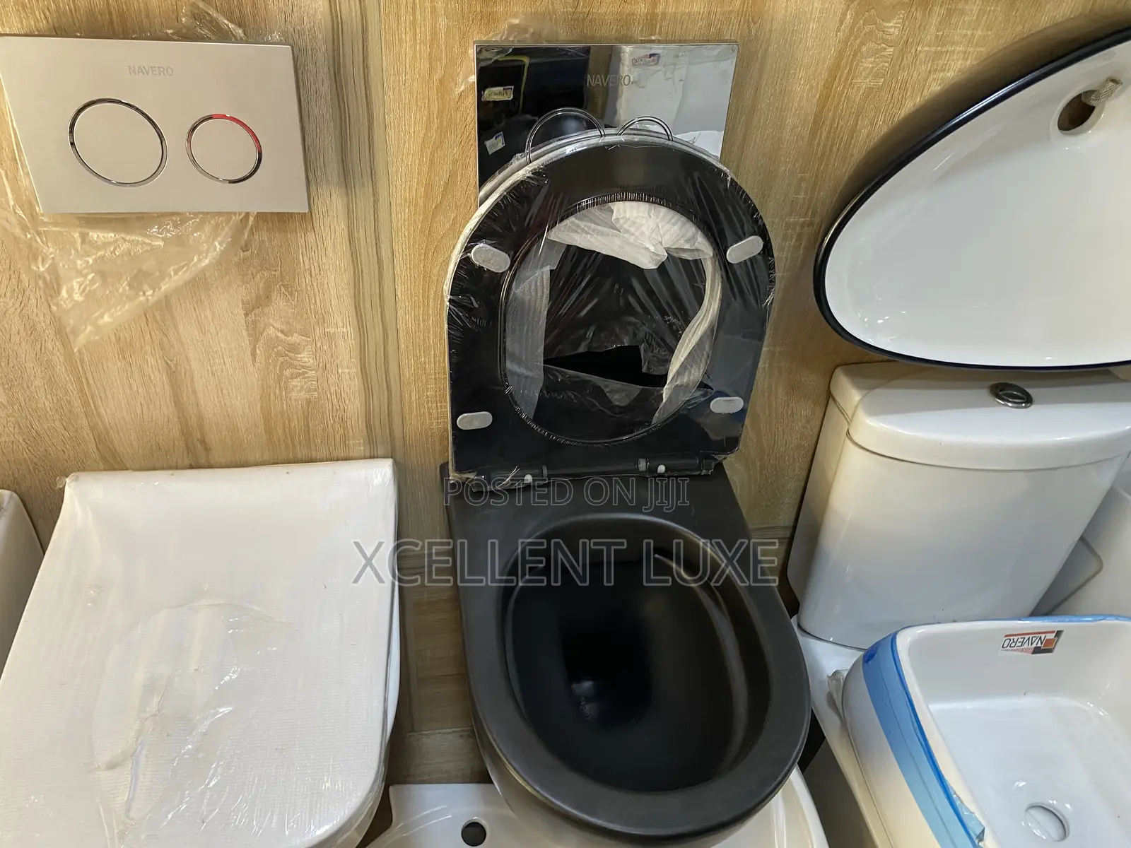 Black Conceal Wc Set