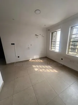 3bdrm Shared Apartment in Southern View Estate, Chevron for rent
