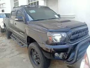 Toyota Tacoma 2015 Black