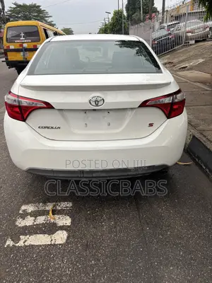 Toyota Corolla 2014 White