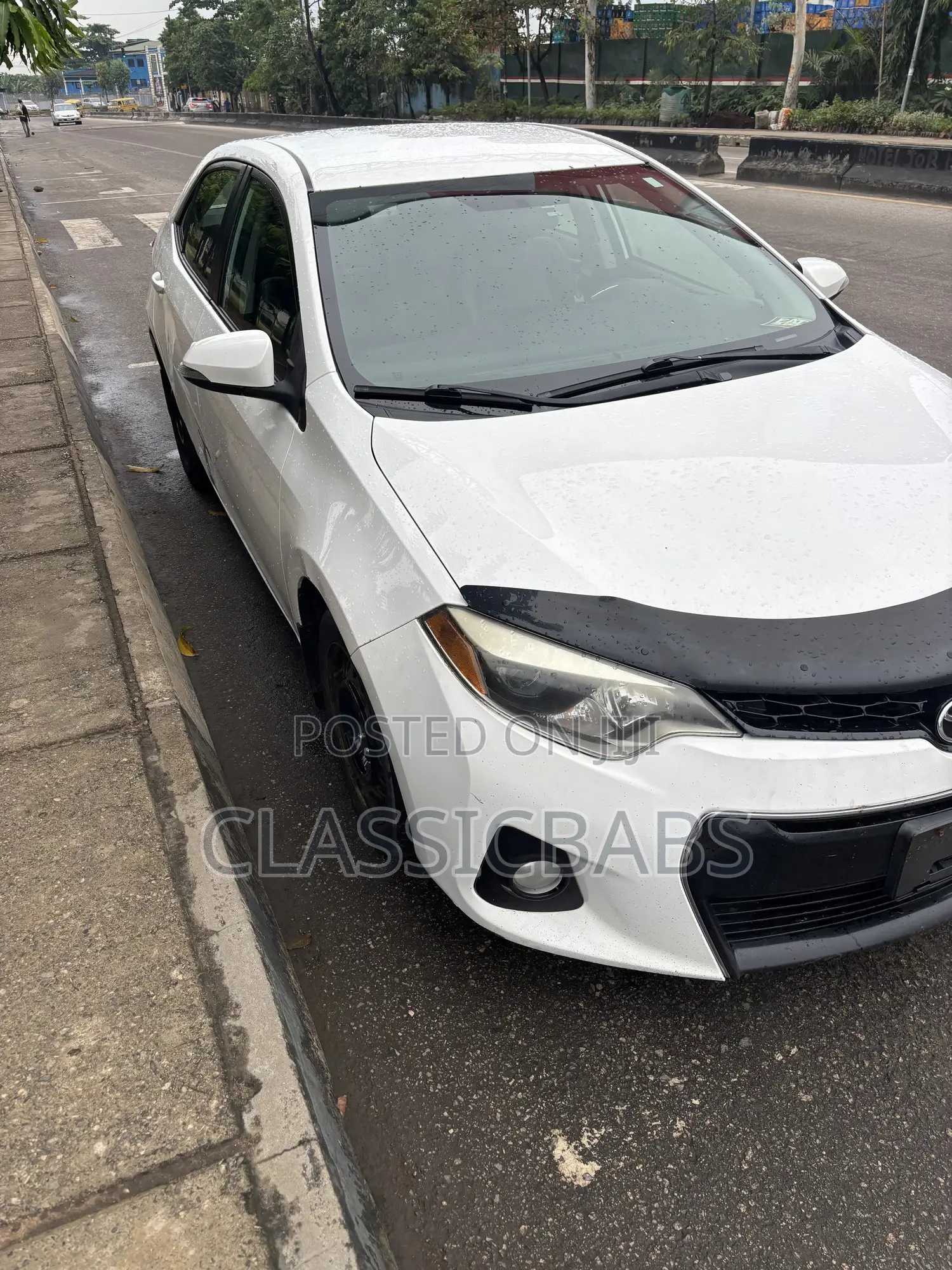 Toyota Corolla 2014 White
