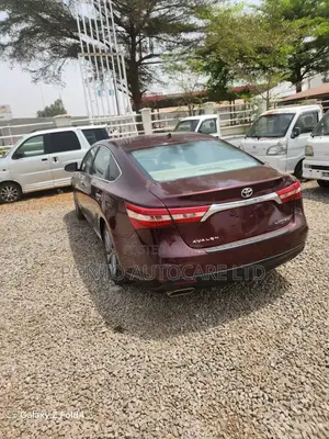 Toyota Avalon Limited 4dr Sedan (3.5L 6cyl 6A) 2014 Burgundy