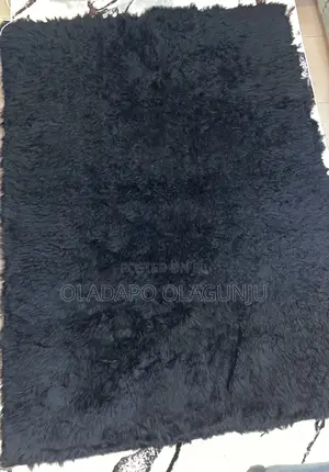 Faux 100% Fur Rug (5”7)