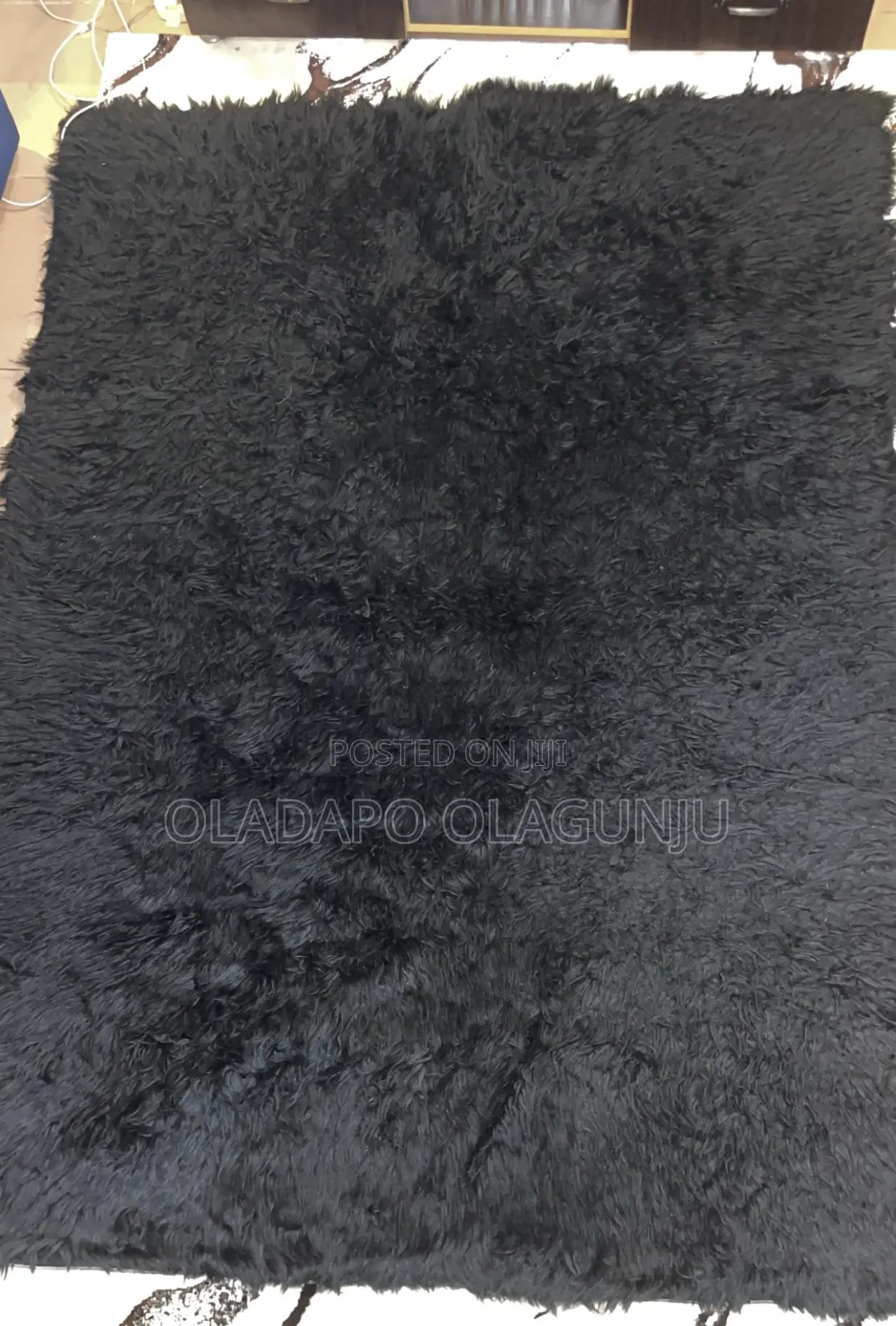 Faux 100% Fur Rug (5”7)